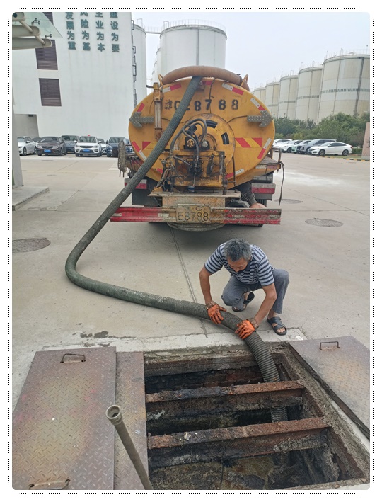 格尔木隔油池清掏