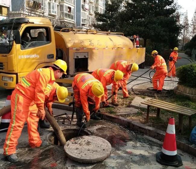 格尔木市政管道清淤