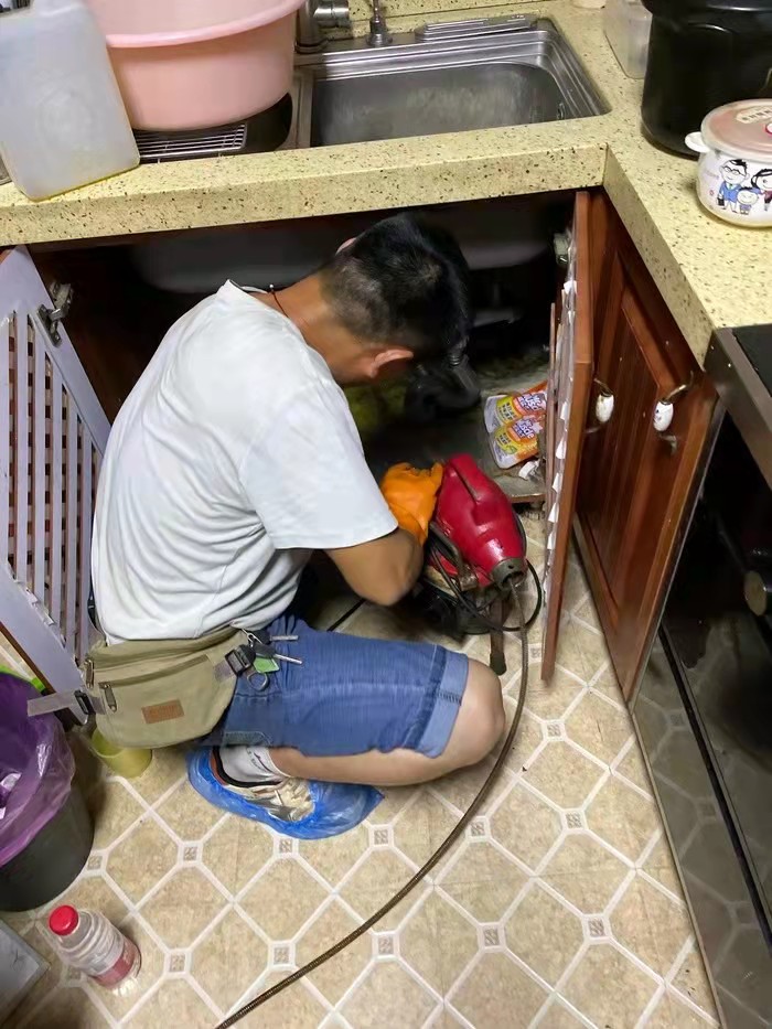 格尔木通下水道